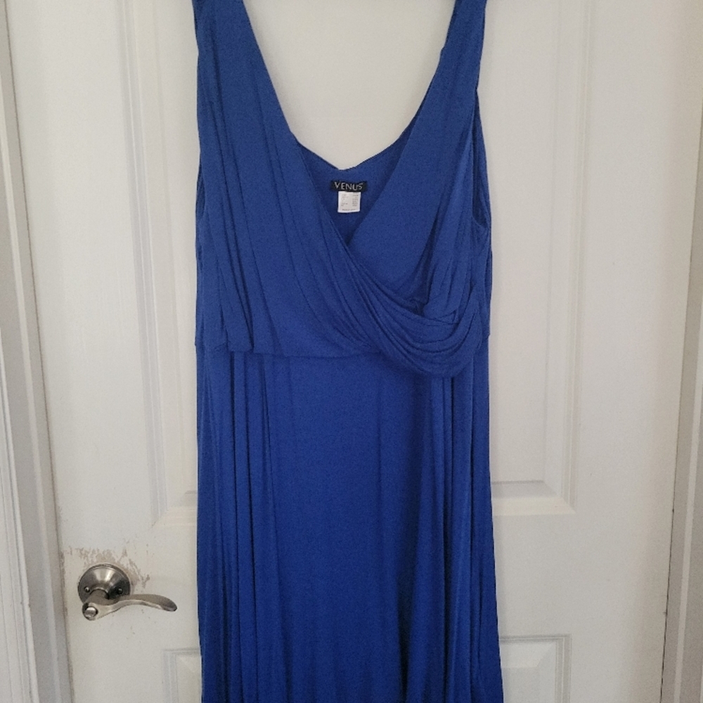 2x Venus party Dress